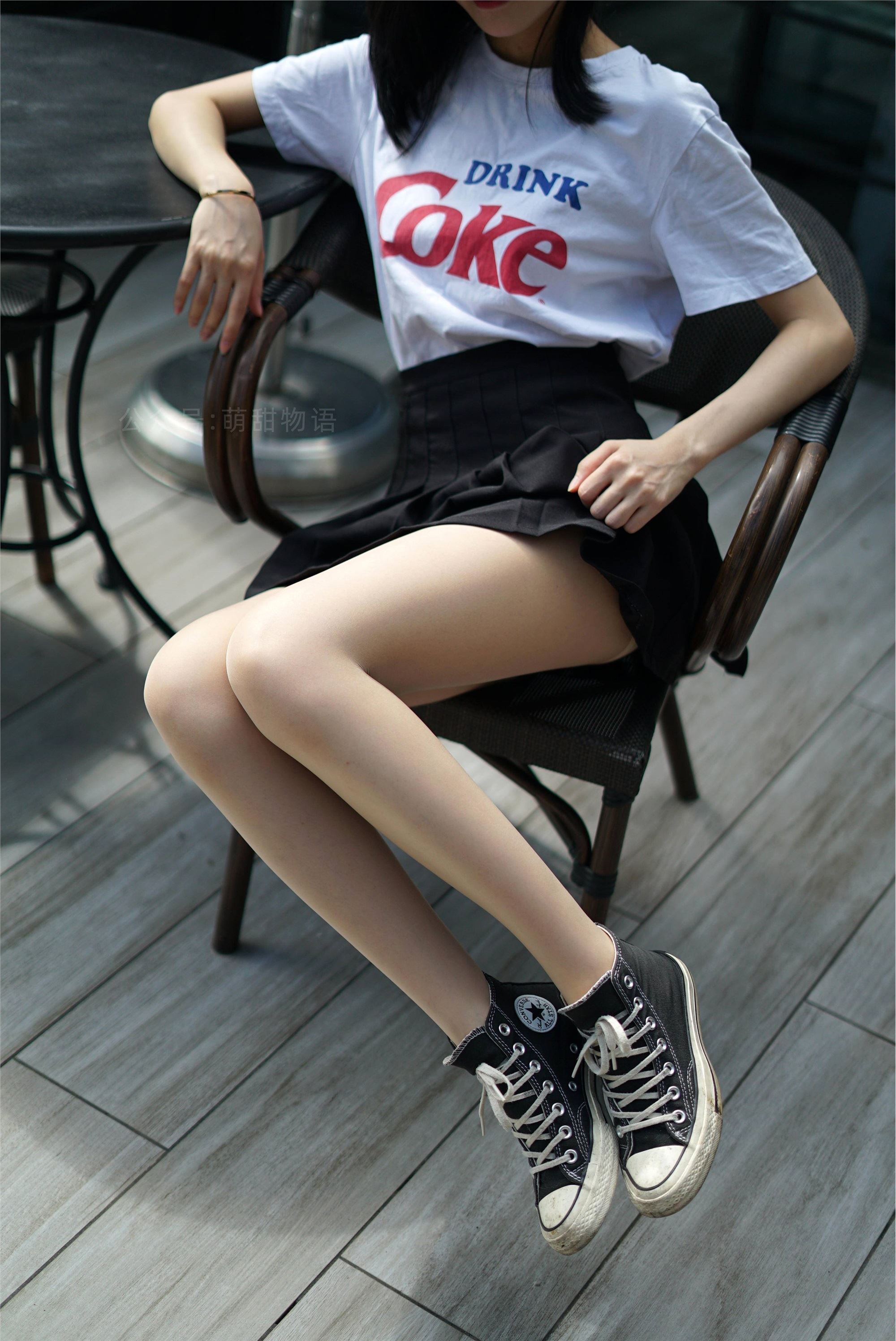 萌甜物语 XM107《清纯百褶裙-腿腿》